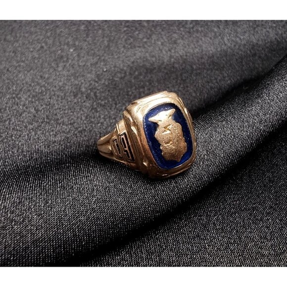 Rare Find Vintage 10K Solid Gold Ring With Blue Stone - Picture 1 of 6